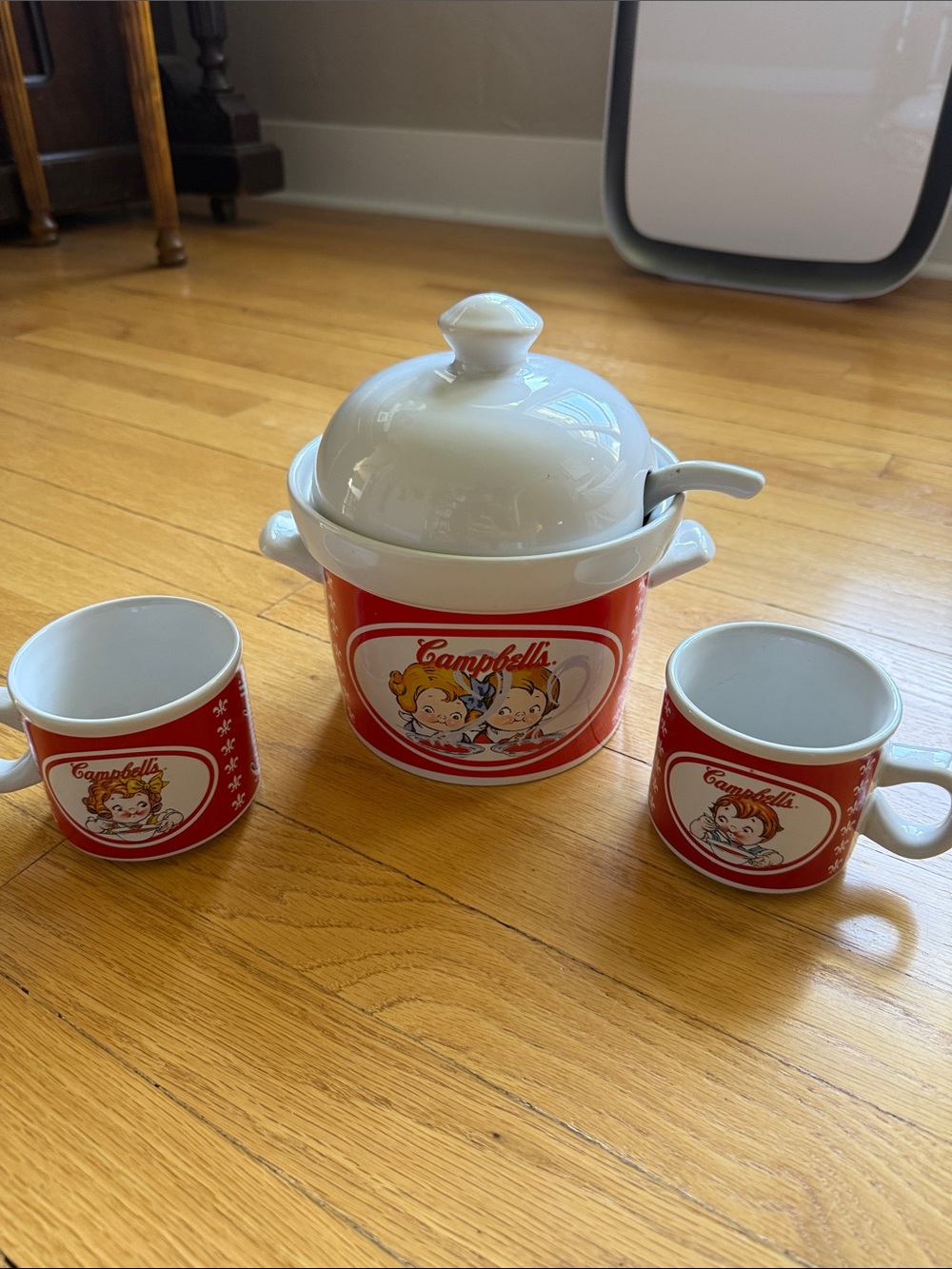 2004 Campbell's Red Ceramic Soup Set with Lid, Spoon and Two Mugs